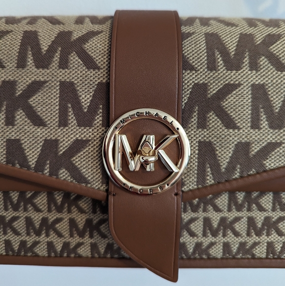 NWOT Michael Kors Greenwich Canvas Monogram Bag - Picture 4 of 17